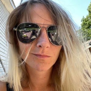 Meet your Posher, Beth